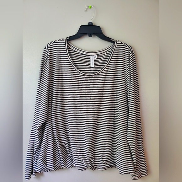 Grace + Karma Tops - Grace + Karma Long Sleeve Top